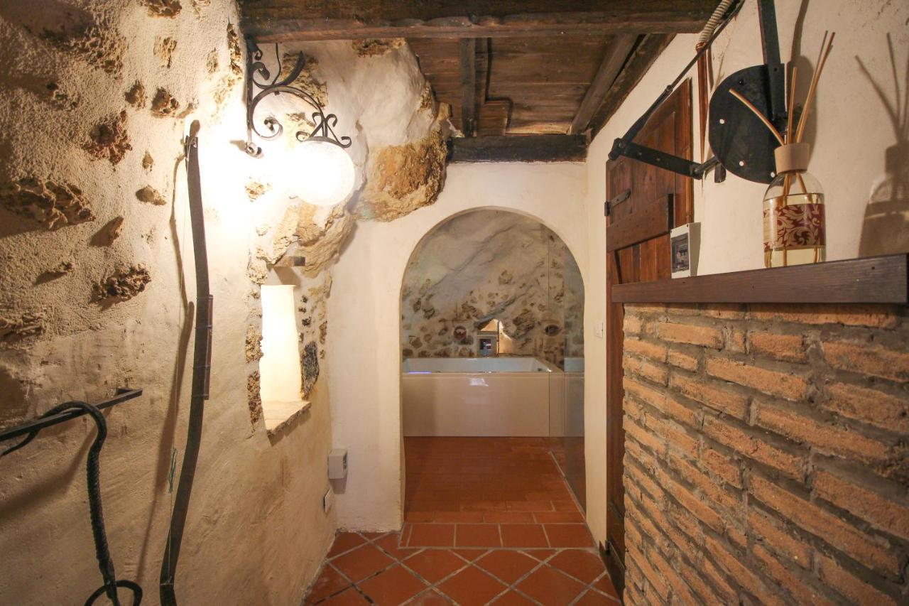 הוילה סנטו סטפאנו די ססאניו Santo'S House Luxury - Idromassaggio E Doccia Emozionale מראה חיצוני תמונה