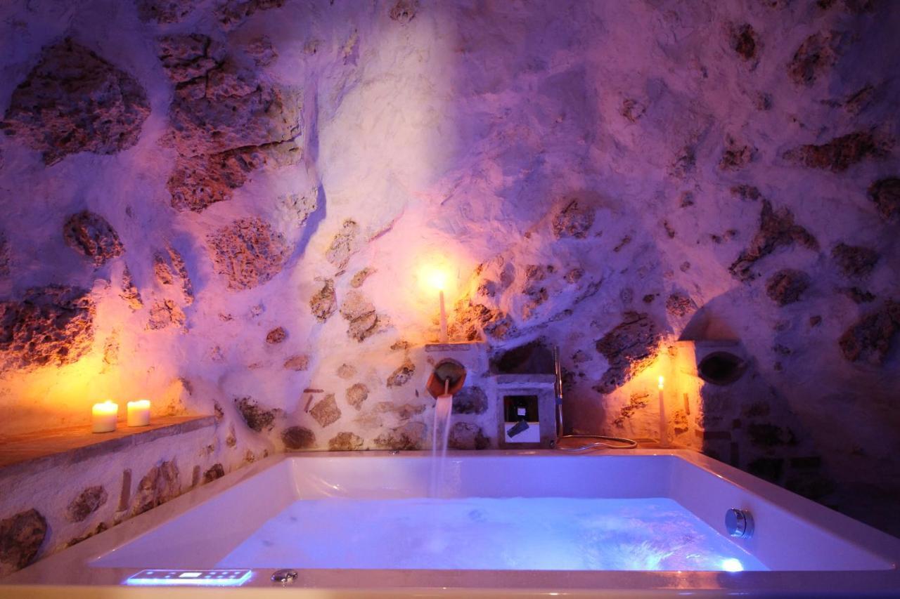 הוילה סנטו סטפאנו די ססאניו Santo'S House Luxury - Idromassaggio E Doccia Emozionale מראה חיצוני תמונה