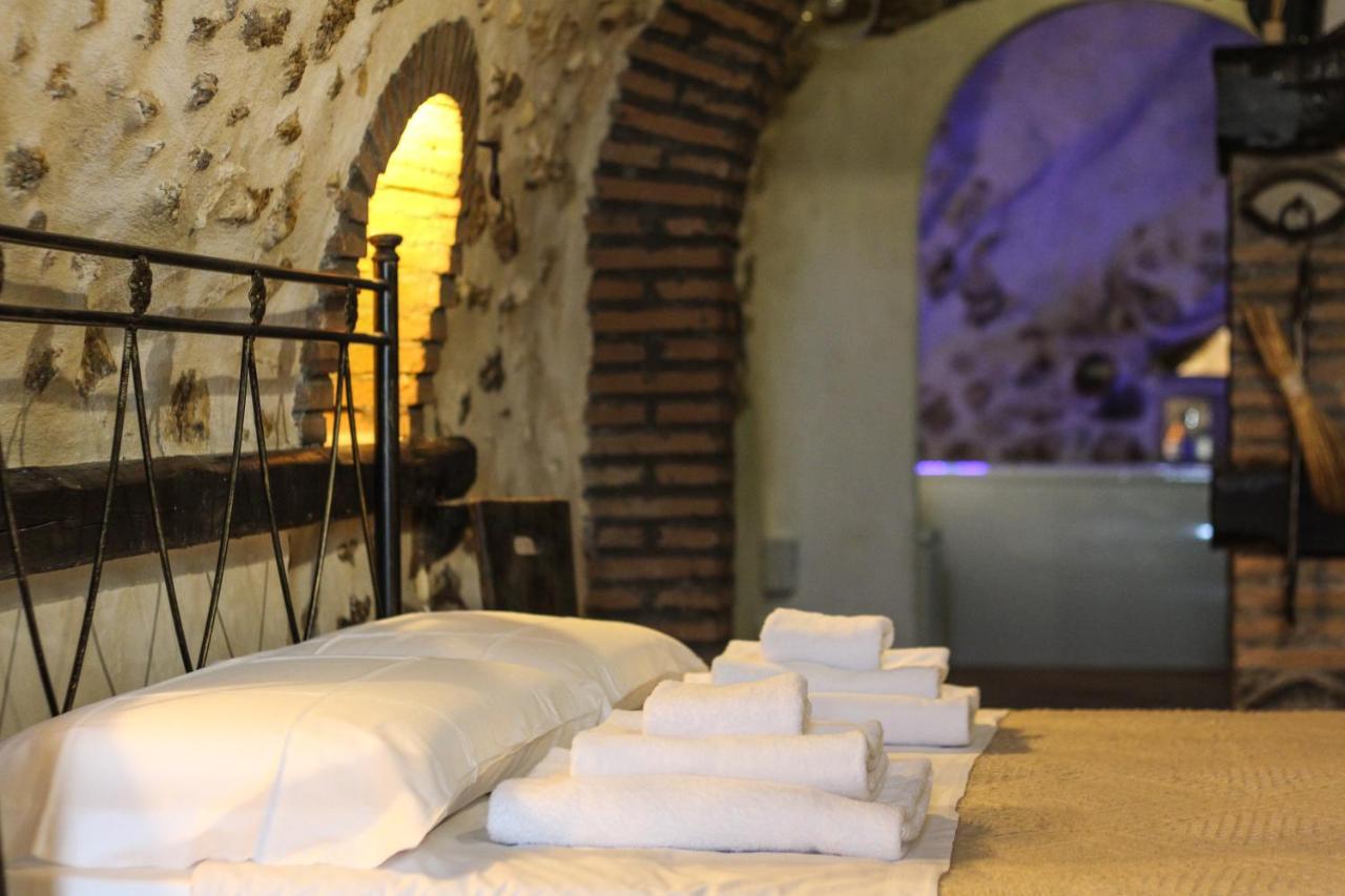 הוילה סנטו סטפאנו די ססאניו Santo'S House Luxury - Idromassaggio E Doccia Emozionale מראה חיצוני תמונה