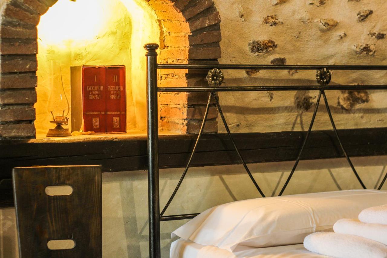 הוילה סנטו סטפאנו די ססאניו Santo'S House Luxury - Idromassaggio E Doccia Emozionale מראה חיצוני תמונה